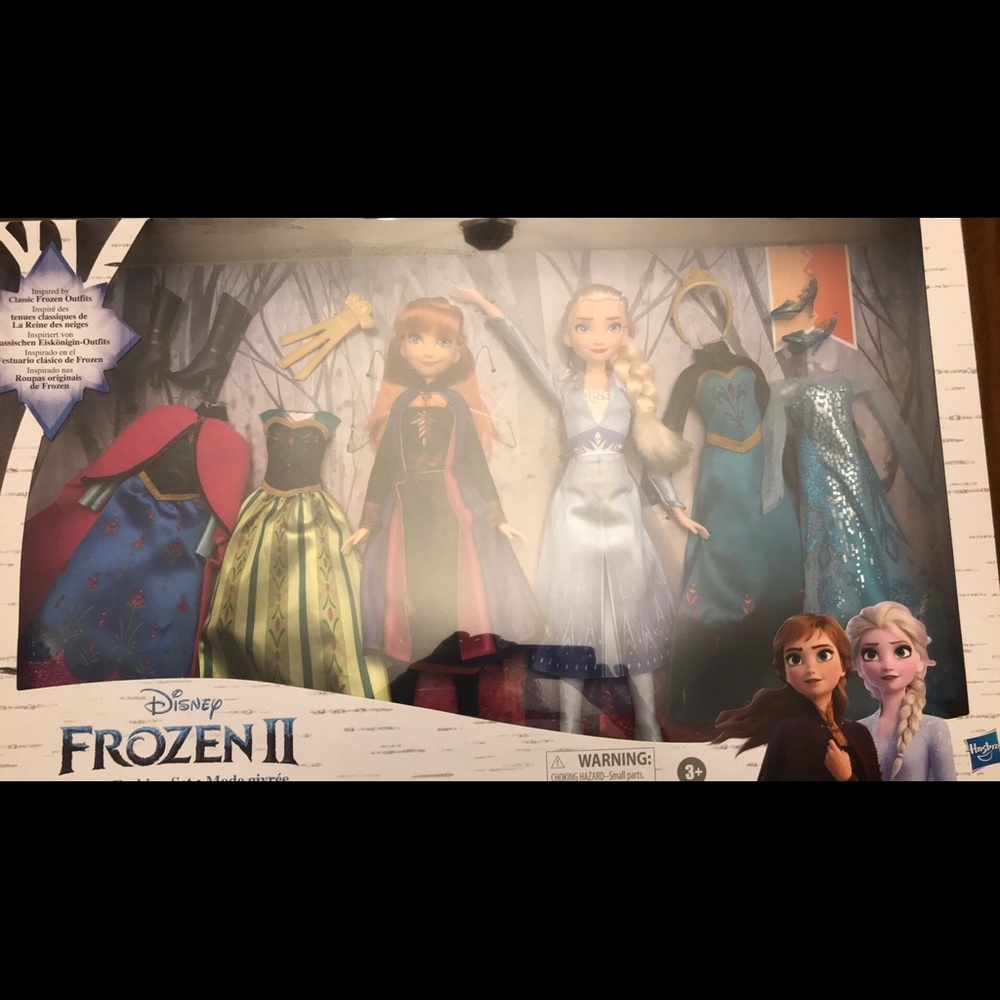 Frozen II Fashion Set! A collector’s dream or....